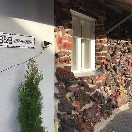 Värdshus Sininen Hetki Bed& Breakfast Majoitus Meren Aeaerellae