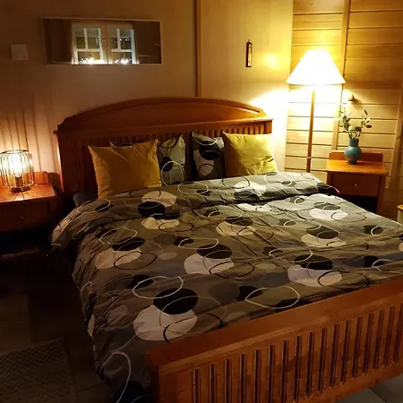 Inn Sininen Hetki Bed& Breakfast Majoitus Meren Aeaerellae Kaskinen